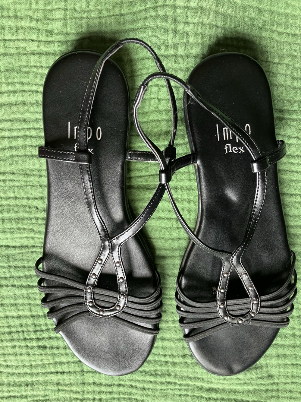 Impo Black Strappy T-strap Sandals